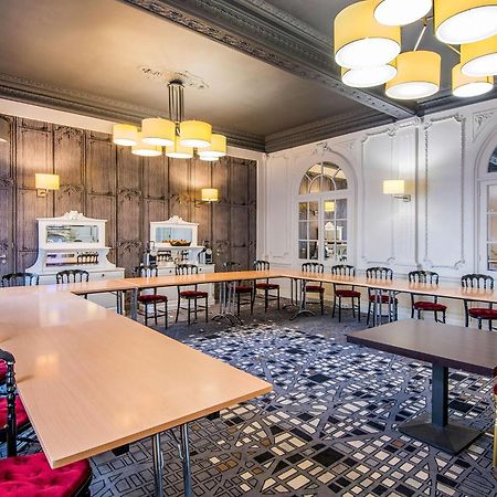 Hotel Mercure Rodez Cathedrale Bagian luar foto