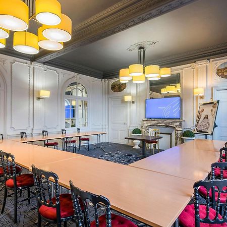 Hotel Mercure Rodez Cathedrale Bagian luar foto